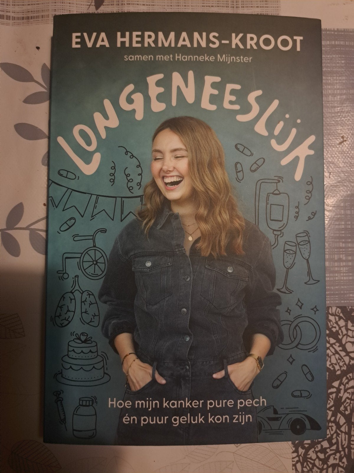 Longeneeslijk - Eva Hermans-Kroot, Boeken, Biografieën, Ophalen of Verzenden, Zo goed als nieuw, Eva Hermans-Kroot, Overige