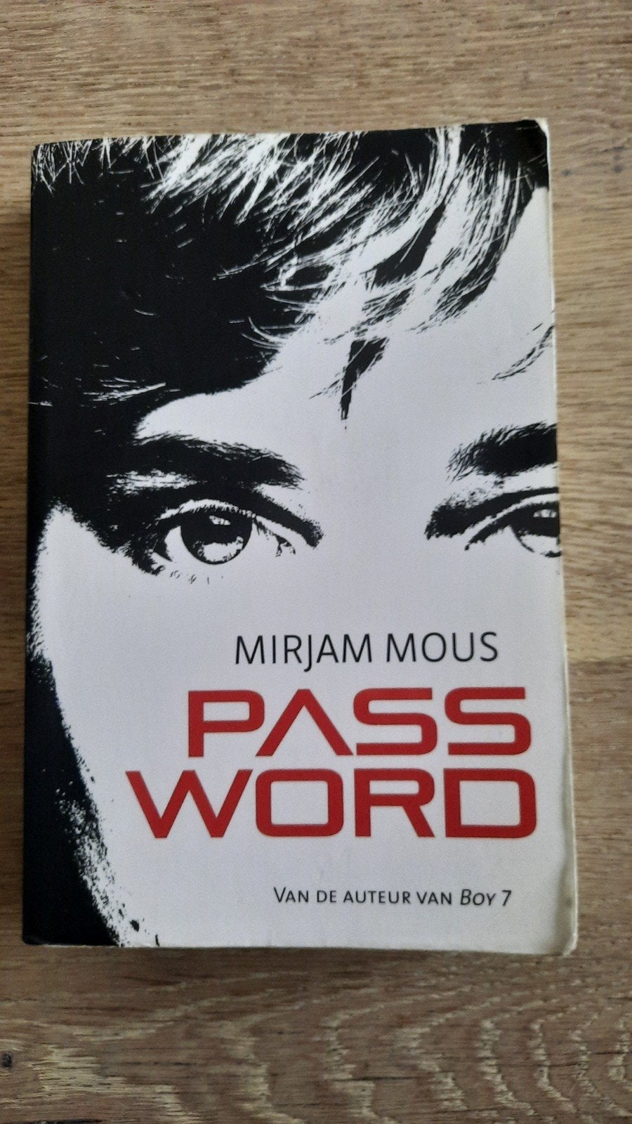 Mirjam Mous - Password, Boeken, Ophalen of Verzenden, Gelezen, Mirjam Mous