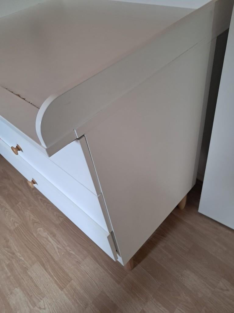 Commode van Petit Amelie, Kinderen en Baby's, Kinderkamer | Commodes en Kasten, Ophalen, Gebruikt, 50 tot 70 cm, 100 cm of meer