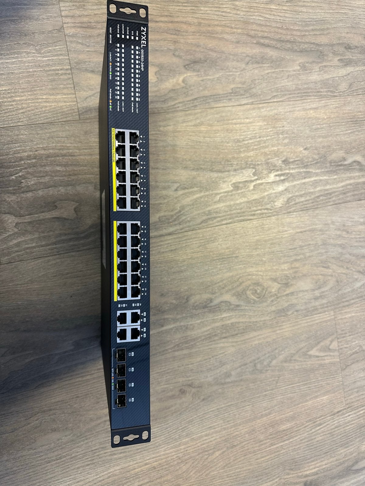 Zyxel GS1920-24HP PoE Switch - 24 poorten, Computers en Software, Ophalen of Verzenden, Zo goed als nieuw