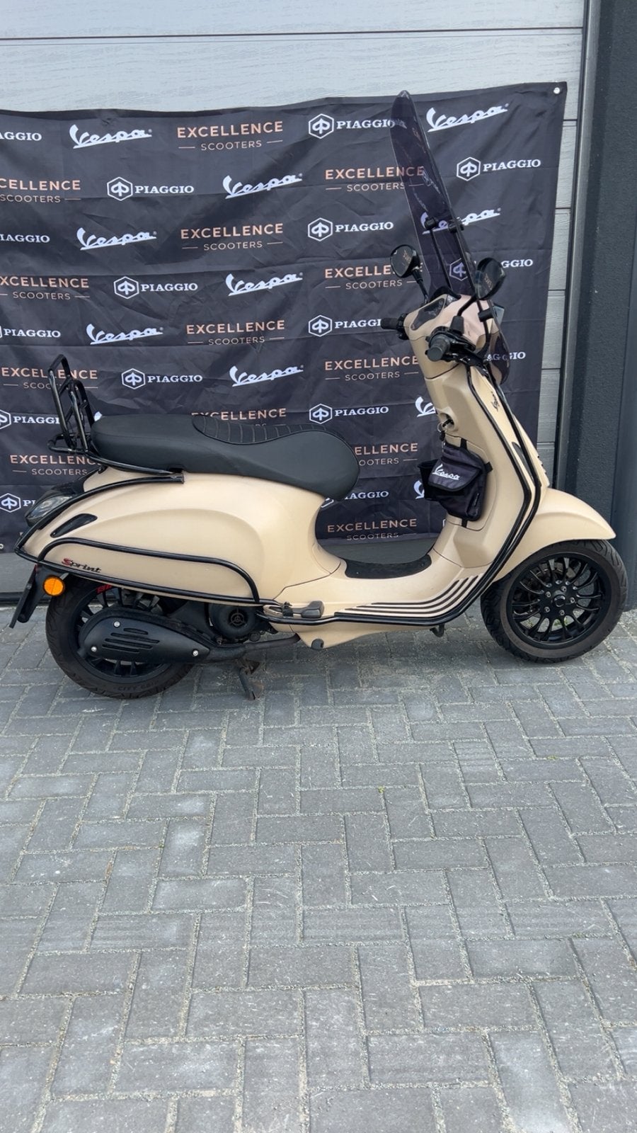 Custom vespa sprint | brom | 2015, Ophalen, Overige modellen, Maximaal 45 km/u, Zo goed als nieuw