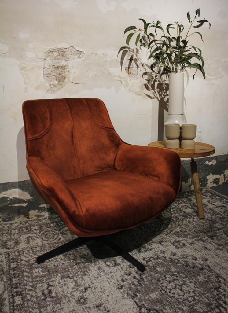 Comfortabele fauteuil in roestkleurige stof, Huis en Inrichting, Fauteuils, Ophalen, Nieuw, Modern