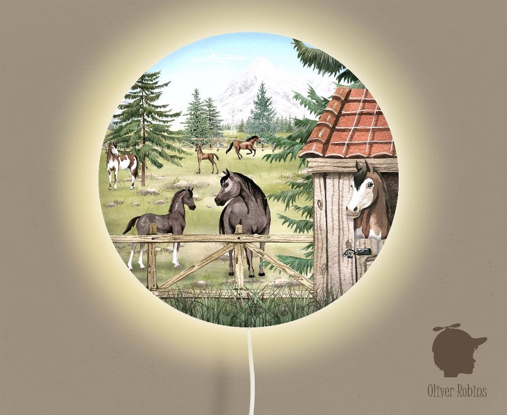 .Ronde Wandlamp Horse Heaven 35 cm (Ø) Oliver Robins, Bi & Li Creaties, Nieuw, Ophalen of Verzenden, Bilicreaties@gmail.com