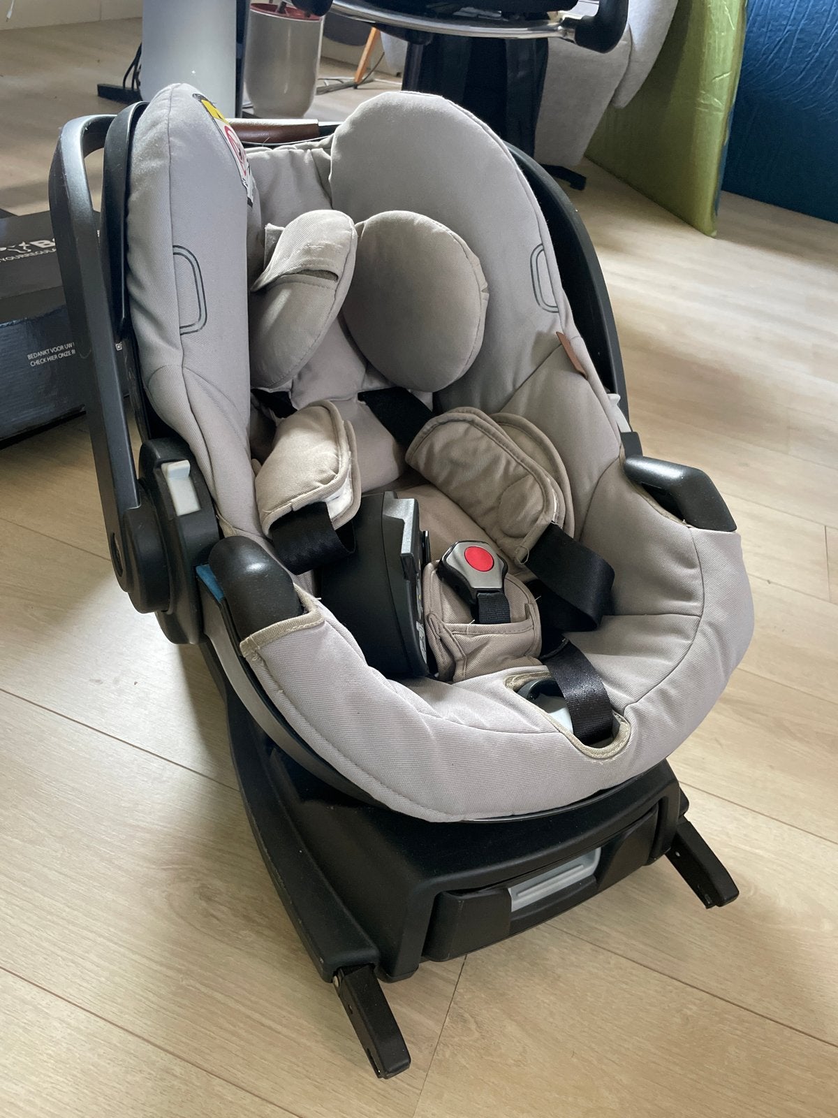 Joolz babyzit + BeSafe iZi Modular i-Size autostoel met base, Kinderen en Baby's, Autostoeltjes, Gebruikt, 0 t/m 18 kg, Verstelbare rugleuning
