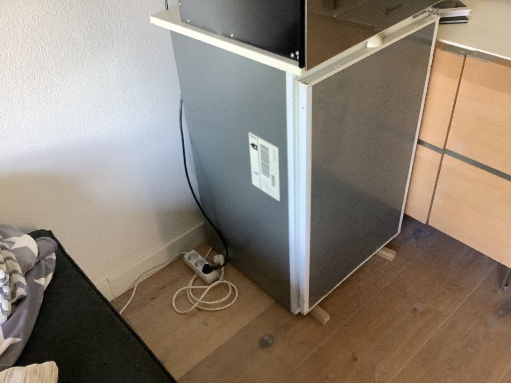 Inbouw koelkast Siemens, Ophalen, Minder dan 85 cm, 200 liter of meer, 45 tot 60 cm