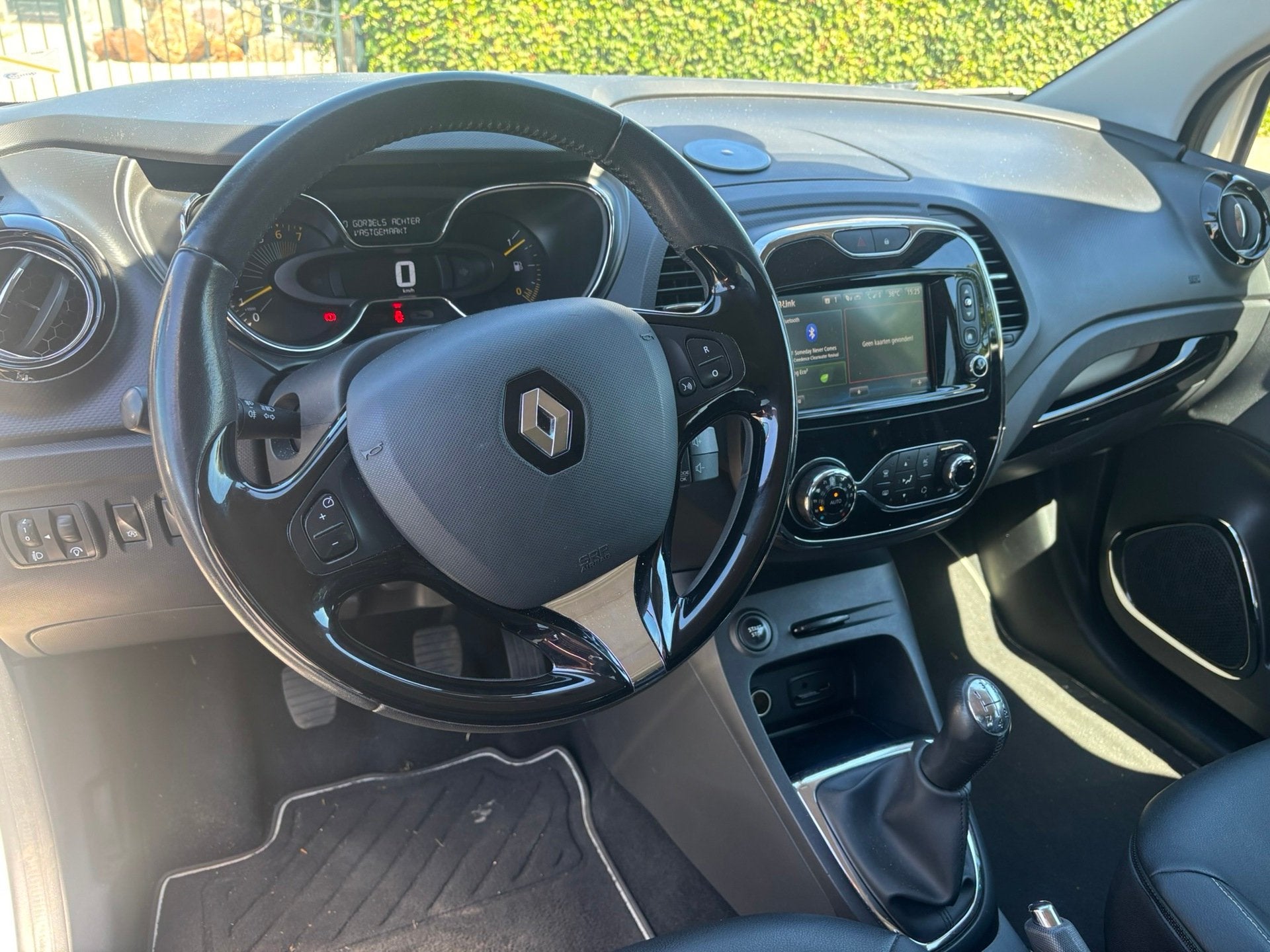 Renault Captur 0.9 TCe Dynamique | Cruise control | Climate, Auto's, Voorwielaandrijving, Gebruikt, Zwart, Automatische klimaatregeling