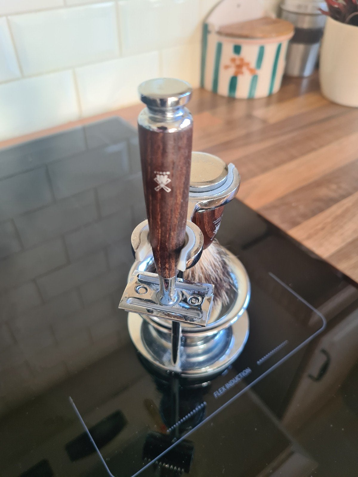 Scheerset Rytmo Essenhout (4-delig), Ophalen of Verzenden, Zo goed als nieuw