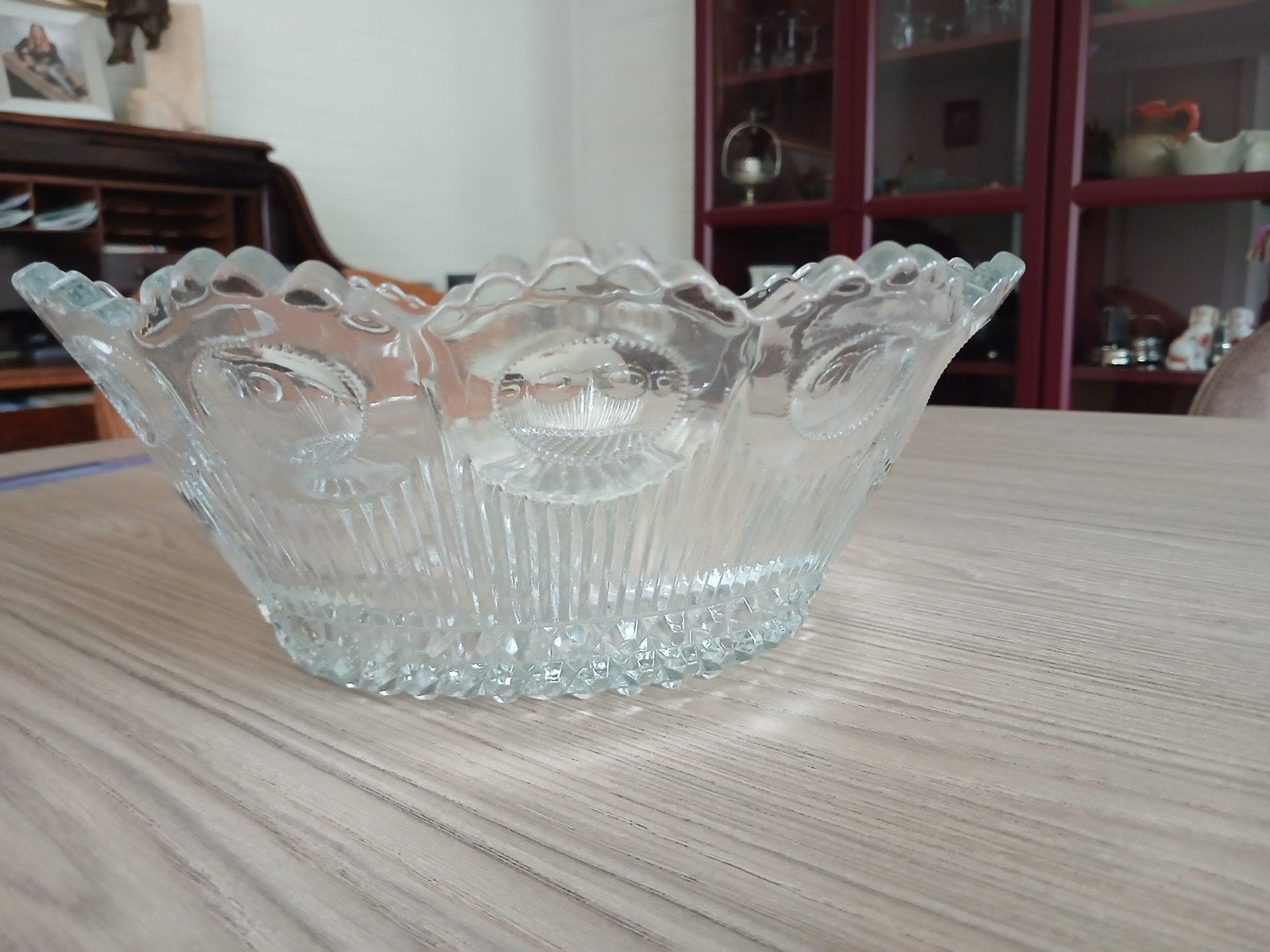 Decoratieve glazen schaal met patroon., Ophalen of Verzenden