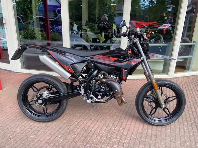 Beta rr motard  22-01-26  euro 5+, 6 versnellingen, Maximaal 45 km/u, Ophalen of Verzenden, Zo goed als nieuw