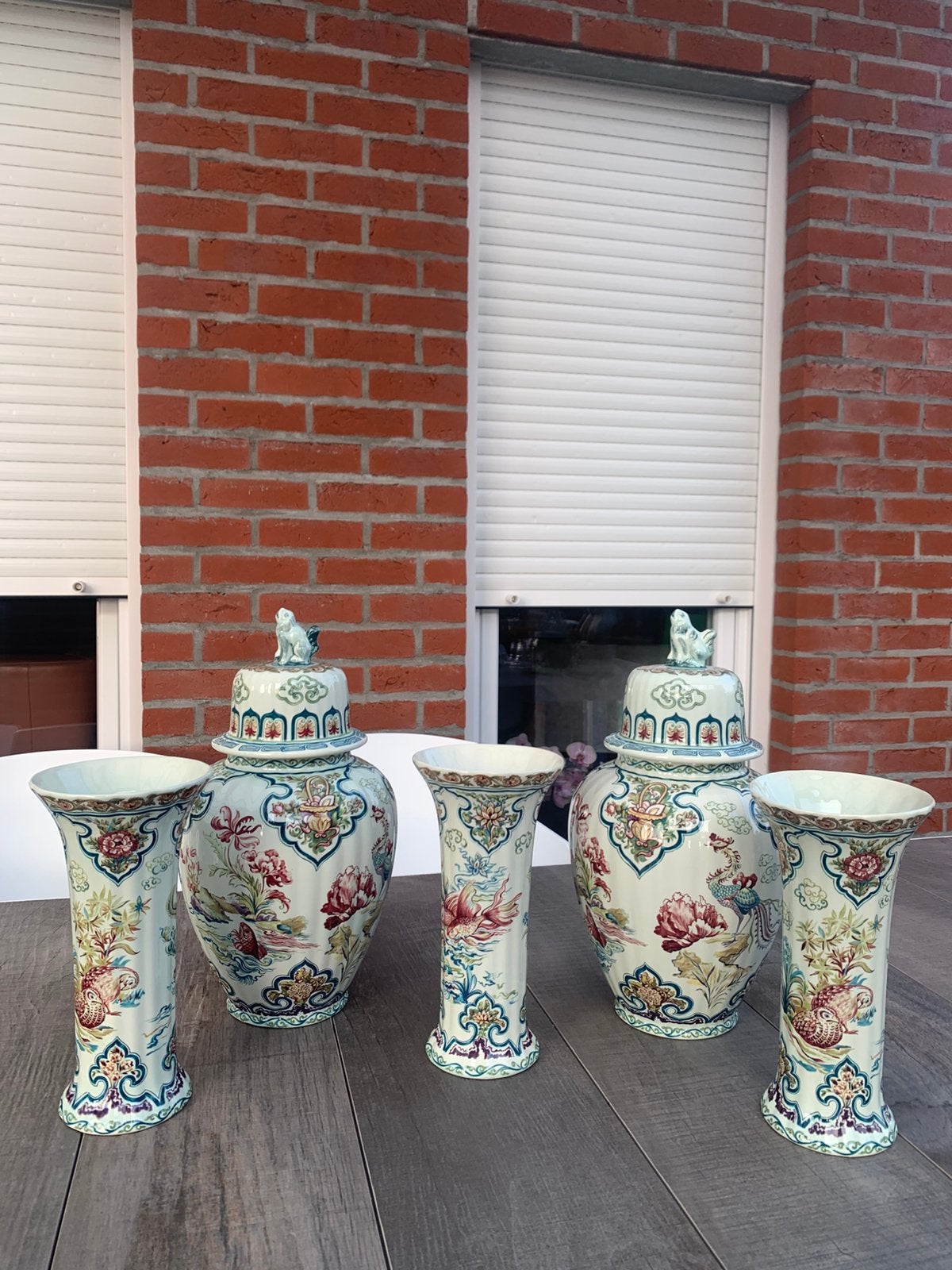 Delft set, Ophalen