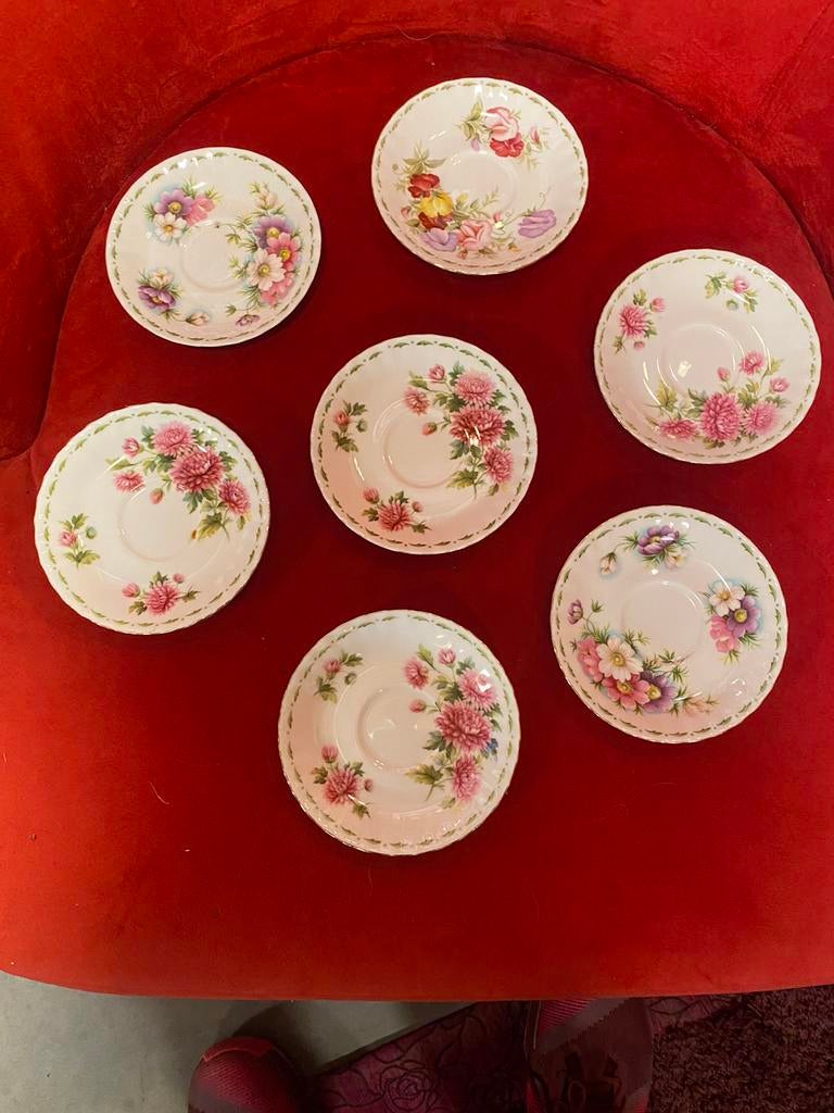 Royal Albert,Flower of th month,7 schotels,Bone China,, Ophalen of Verzenden
