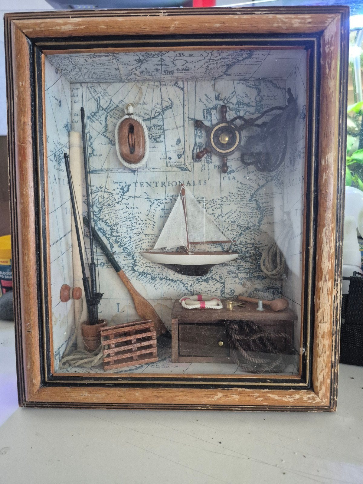 Nautisch schaduwdoosje met zeilboot en kaart, Ophalen of Verzenden