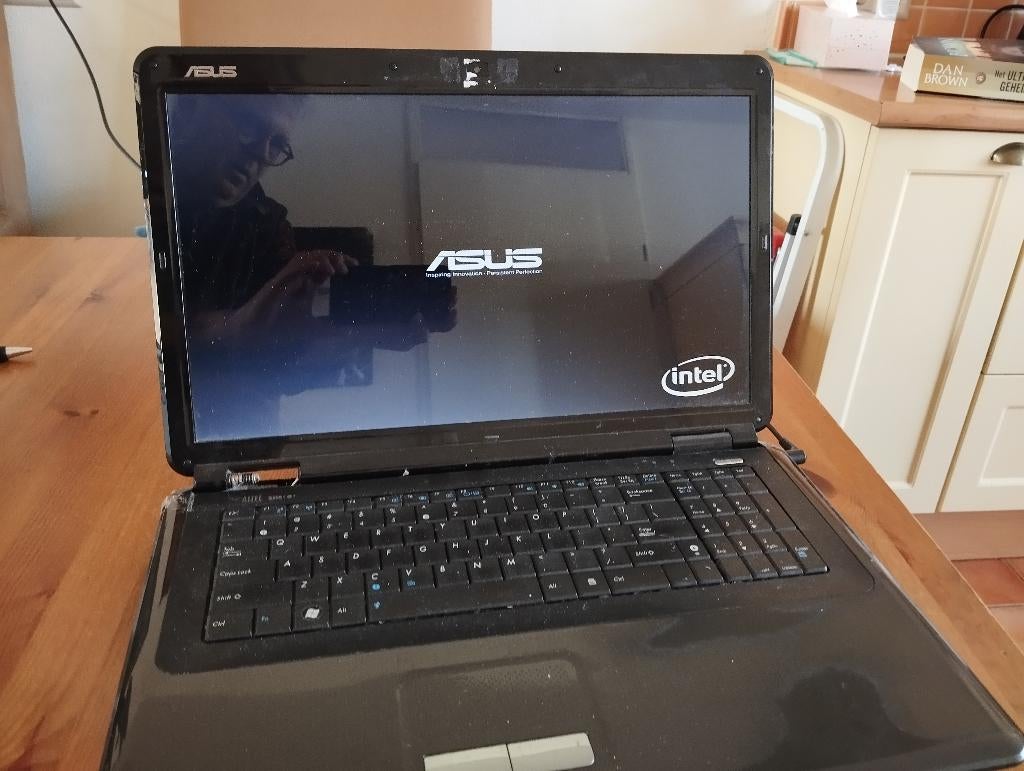 Asus laptop K70IJ, 19´, voor onderdelen, geen HD, geen accu, Computers en Software, Windows Laptops, Ophalen, Niet werkend, Onbekend