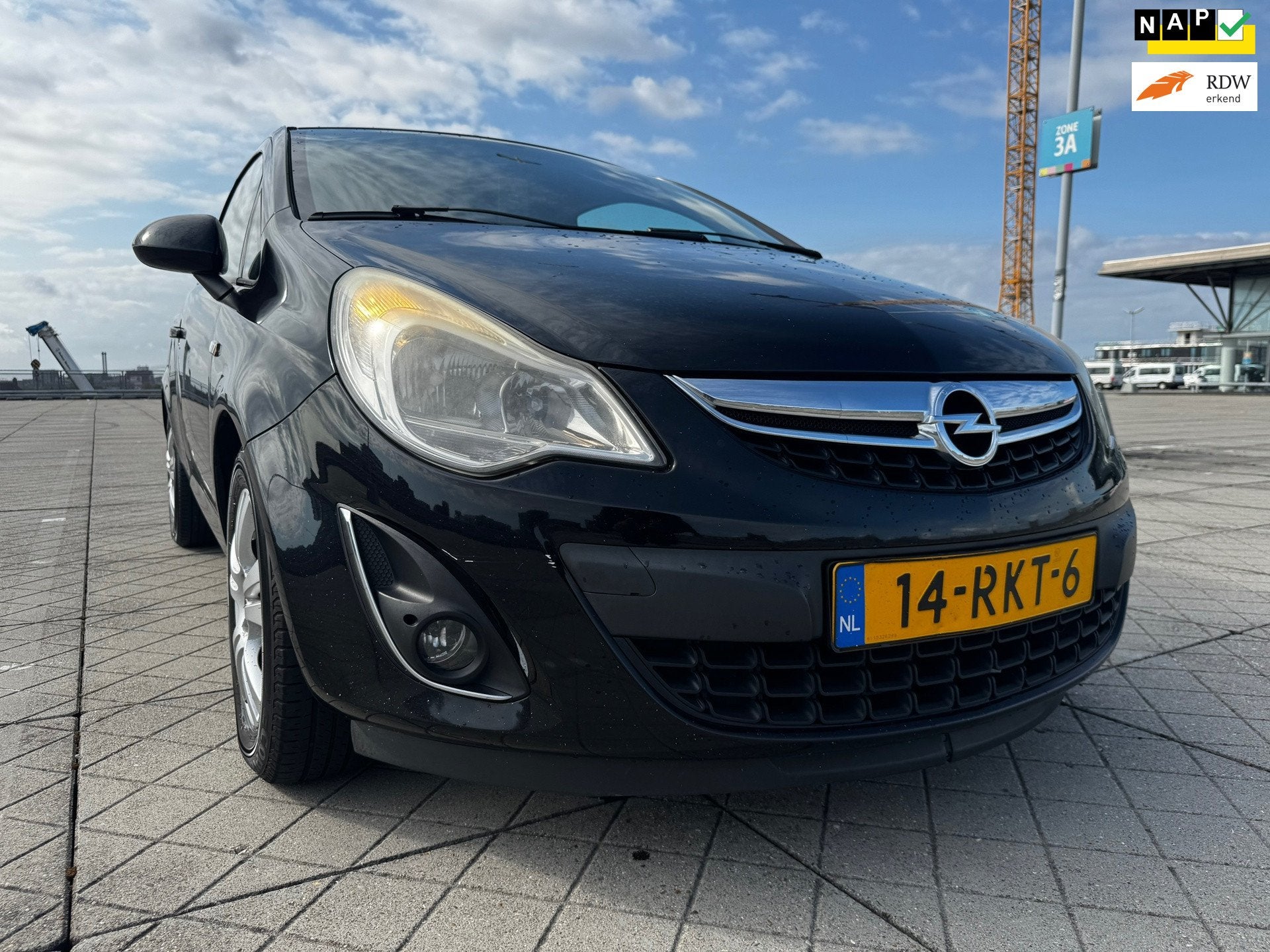 Opel Corsa 1.3 CDTi EcoFlex S/S Cosmo AIRCO CRUISE NAVI NAP, Auto's, Opel, Voorwielaandrijving, Gebruikt, Zwart, Zwart