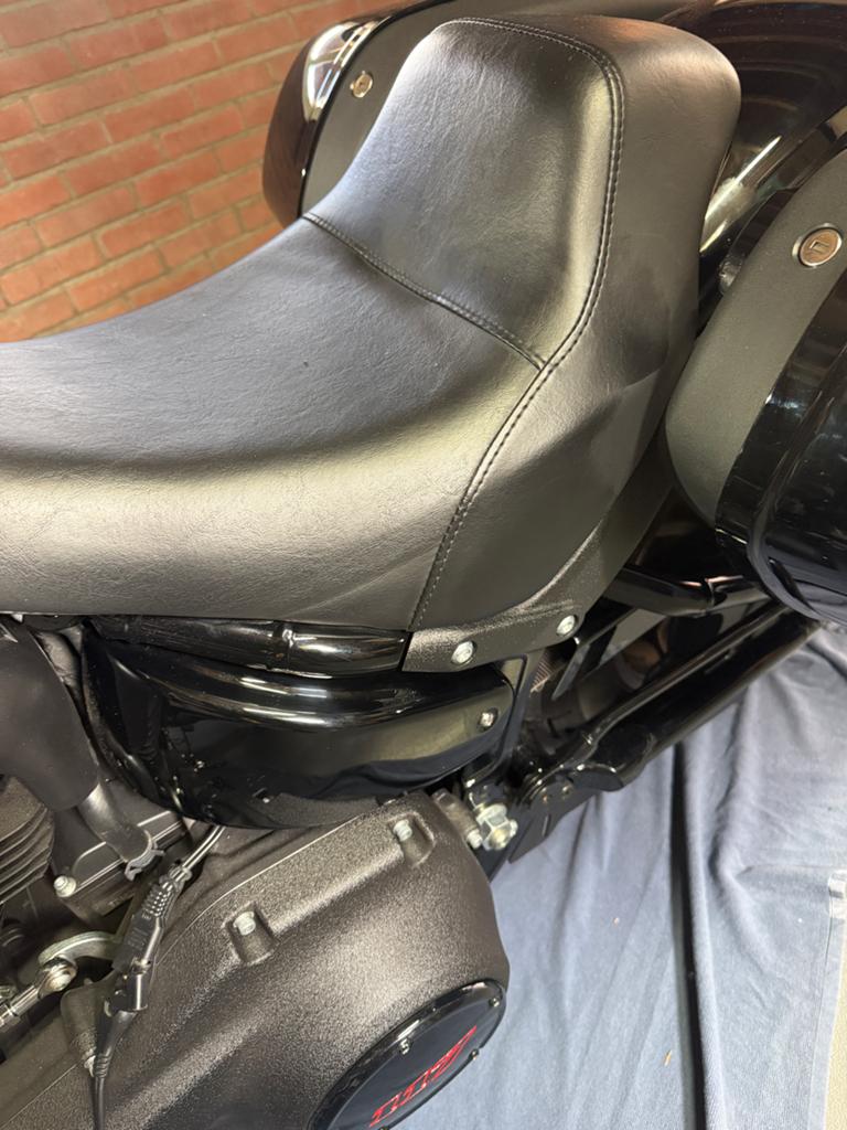 Nieuw Harley Davidson Softail zadel 2018-2026 Lowrider, Motoren, Ophalen of Verzenden, Nieuw