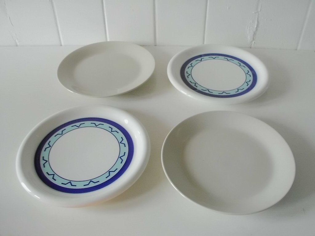 4 leuke taartbordjes: 2 x IKEA 10866 en 2 x PAGNOSSIN (vtg), Ophalen, Gebruikt, IKEA, Bord(en)