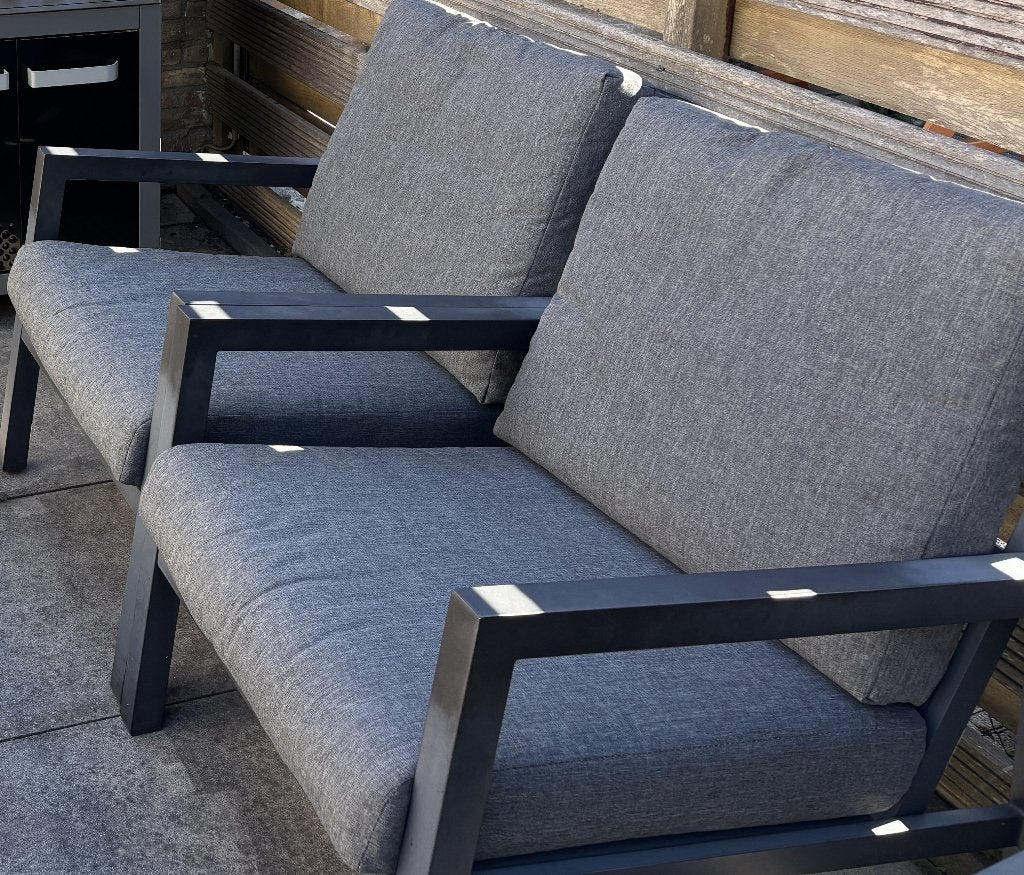 Moderne loungeset met aluminium frame en grijze kussens, Ophalen, 5 zitplaatsen, Gebruikt, Aluminium
