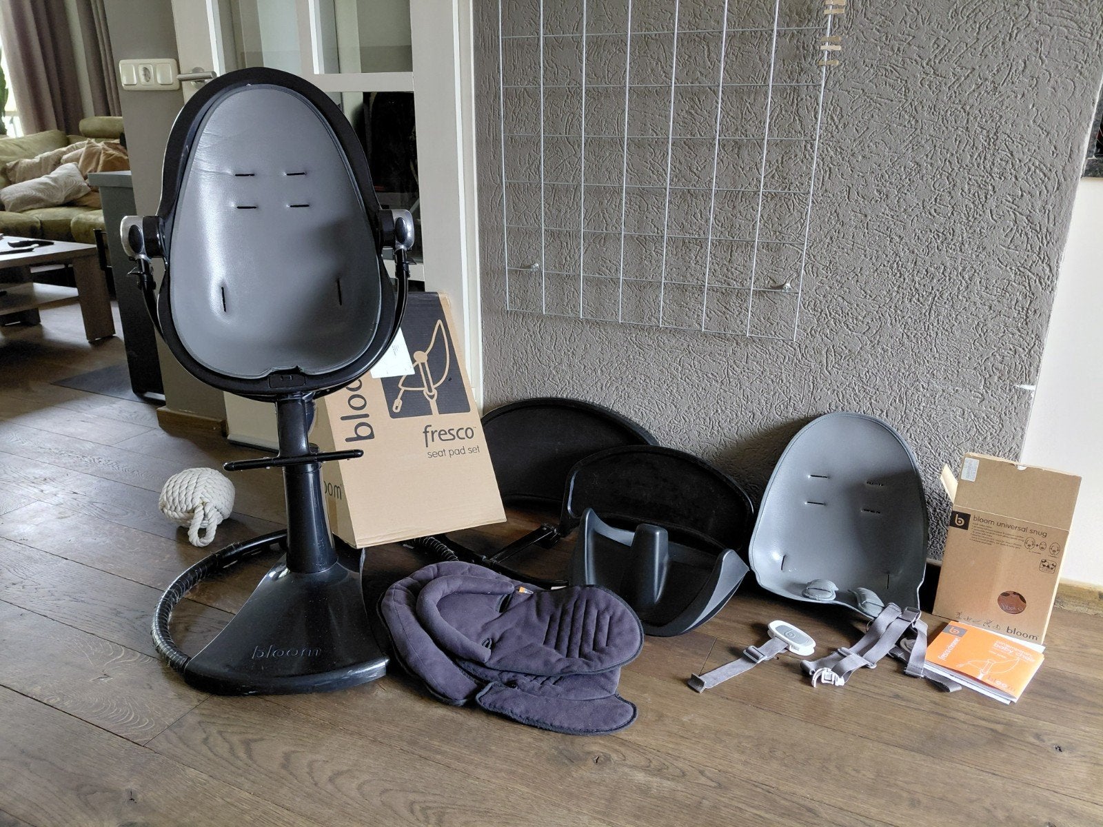 Bloom Fresco Chrome kinderstoel met accessoires, Kinderen en Baby's, Ophalen, Gebruikt, Meegroeistoel, Afneembaar eetblad