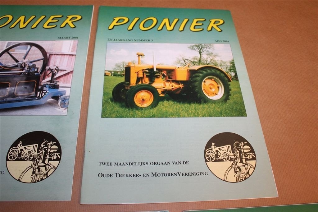 Pionier 2001 — 5 Nummers Oude Trekkers en Motoren OTMV, Ophalen of Verzenden, Gelezen