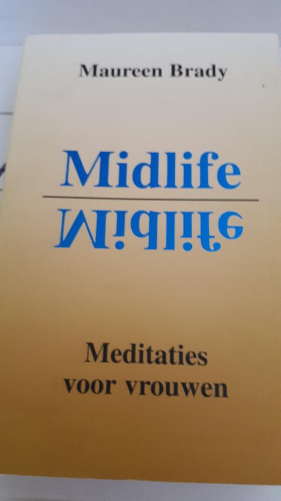 Midlife - Maureen Brady, Ophalen of Verzenden, Gelezen, Politiek en Staatkunde, Nederland