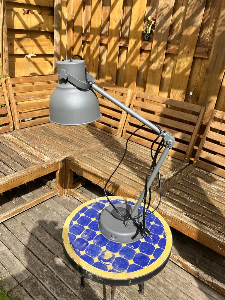 Ikea Hektar tafellamp grijs, Ophalen, Gebruikt, Metaal, Minder dan 50 cm