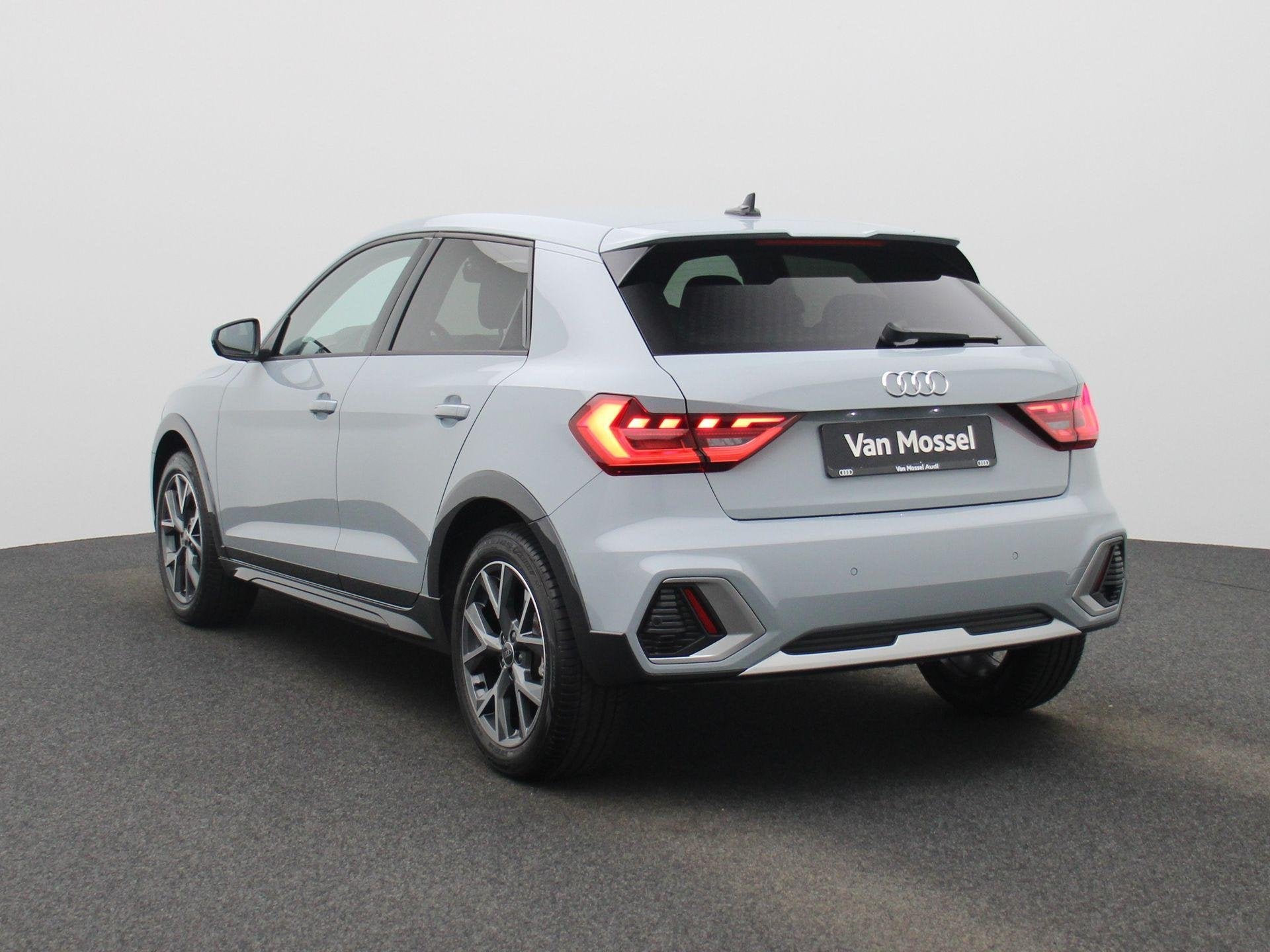 Audi A1 allstreet 30 TFSI Advanced edition l Adaptive cruise, Auto's, Audi, 12 maanden, Stof, 116 pk, Bedrijf
