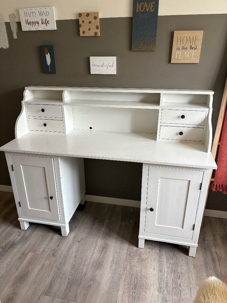 Meisjes bureau, Huis en Inrichting, Bureaus, Ophalen, Gebruikt, Hout, Kinderbureau