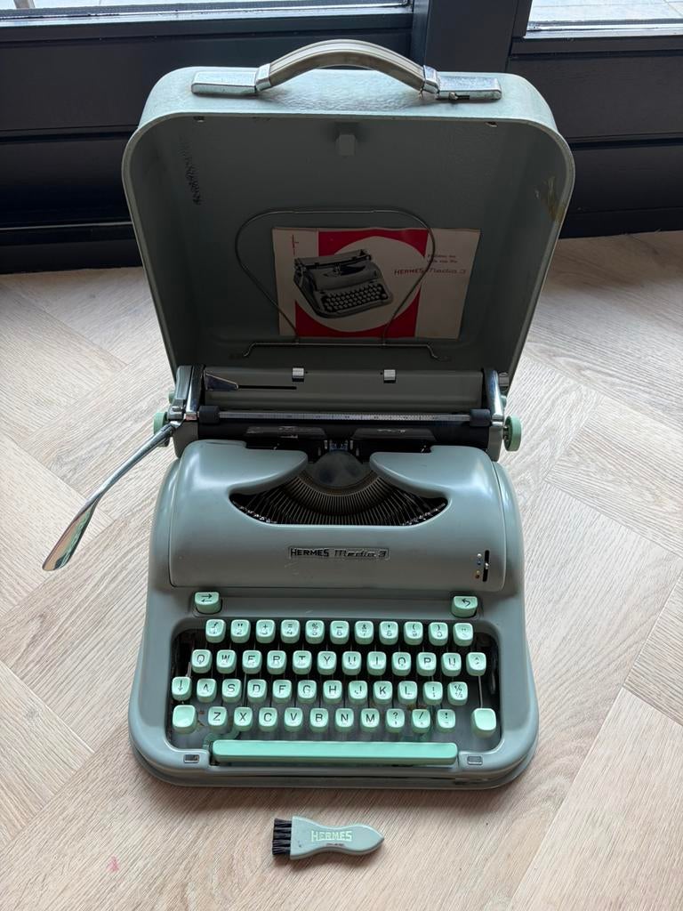Hermes media 3, Diversen, Typemachines, Ophalen of Verzenden, Zo goed als nieuw