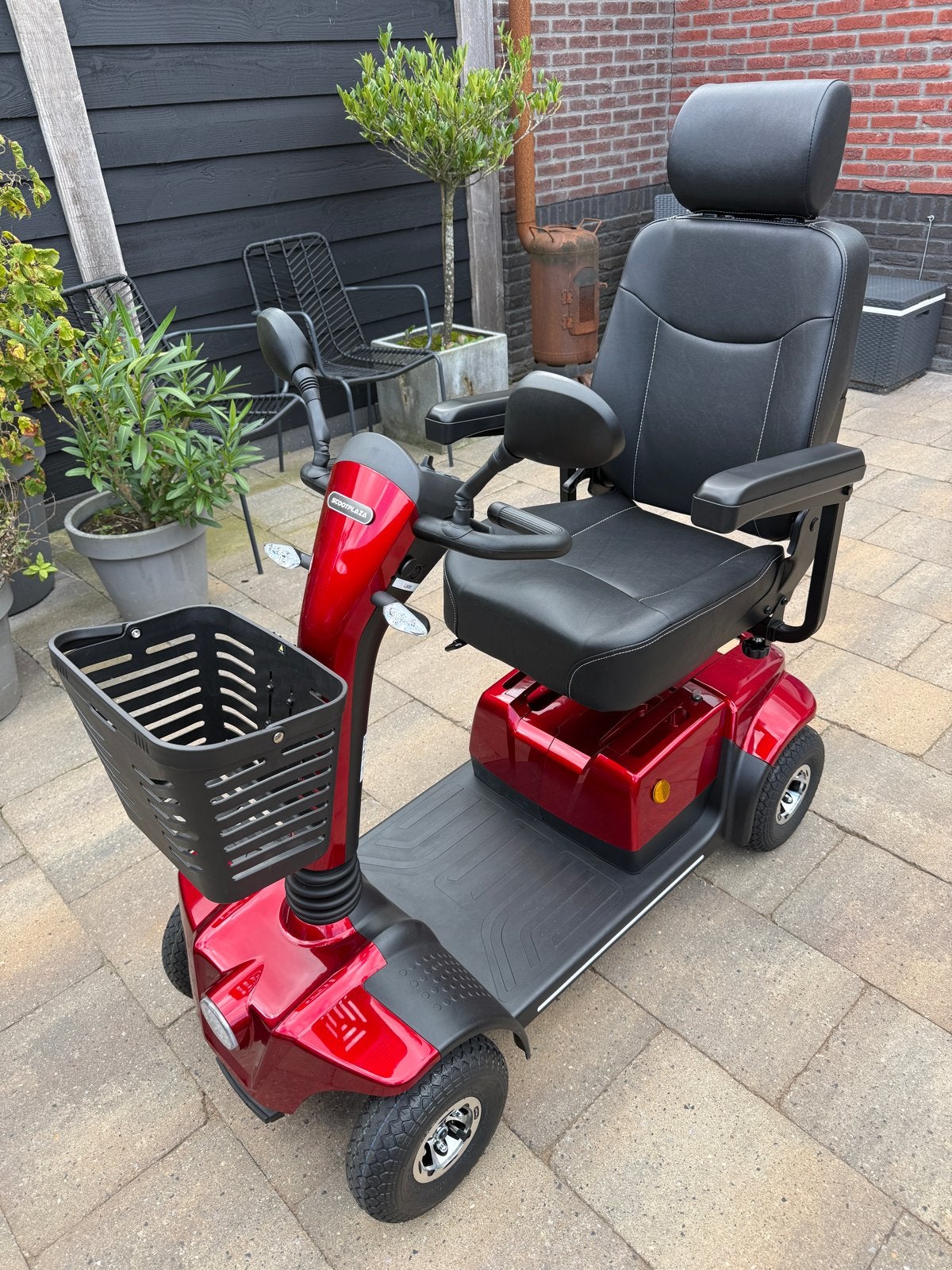 Scootmobiel plaza elite max super / 2 maanden oud., Diversen, 11 t/m 15 km/u, Ophalen, Overige merken, 26 t/m 35 km