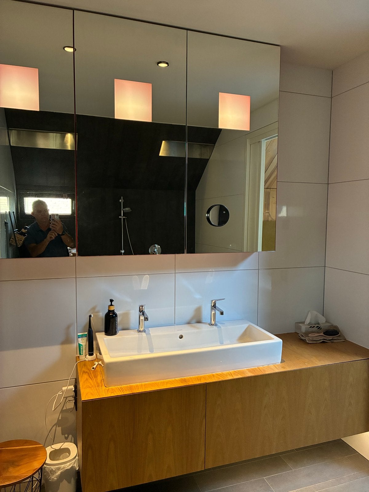 Badkamermeubel met DURAVIT wasbak en verlichte bovenkast, Huis en Inrichting, Ophalen of Verzenden, Gebruikt, 100 tot 150 cm, Wastafelkast