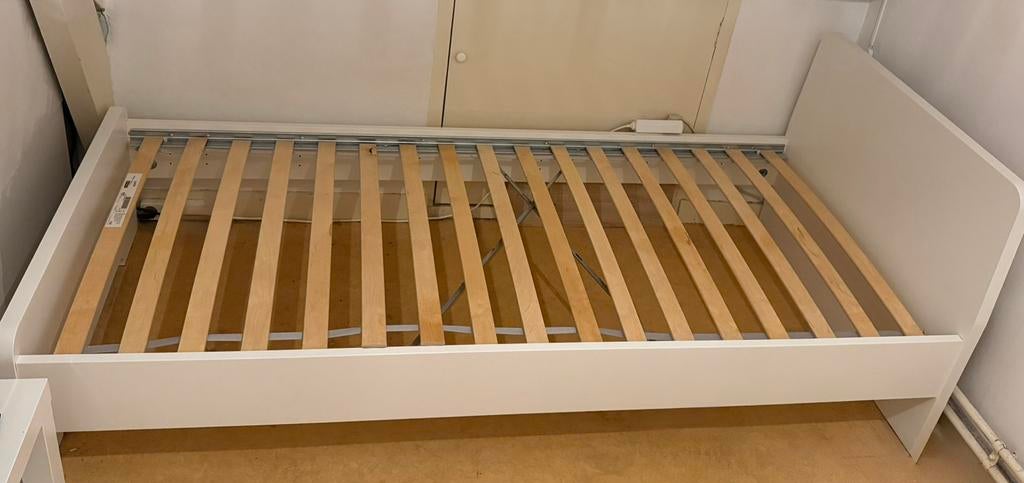 Bed - 90 x 200, Huis en Inrichting, Ophalen, 90 cm, Eenpersoons, Wit