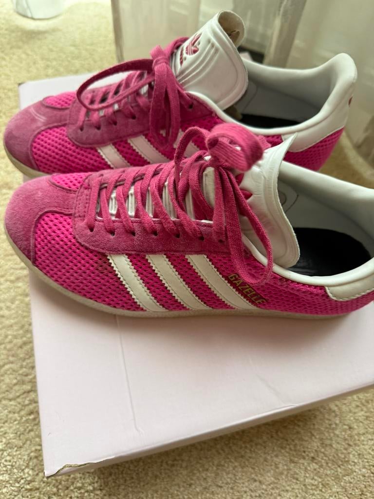 Adidas gazelle 38. 2/3, Ophalen of Verzenden, Roze, Sneakers of Gympen, Zo goed als nieuw