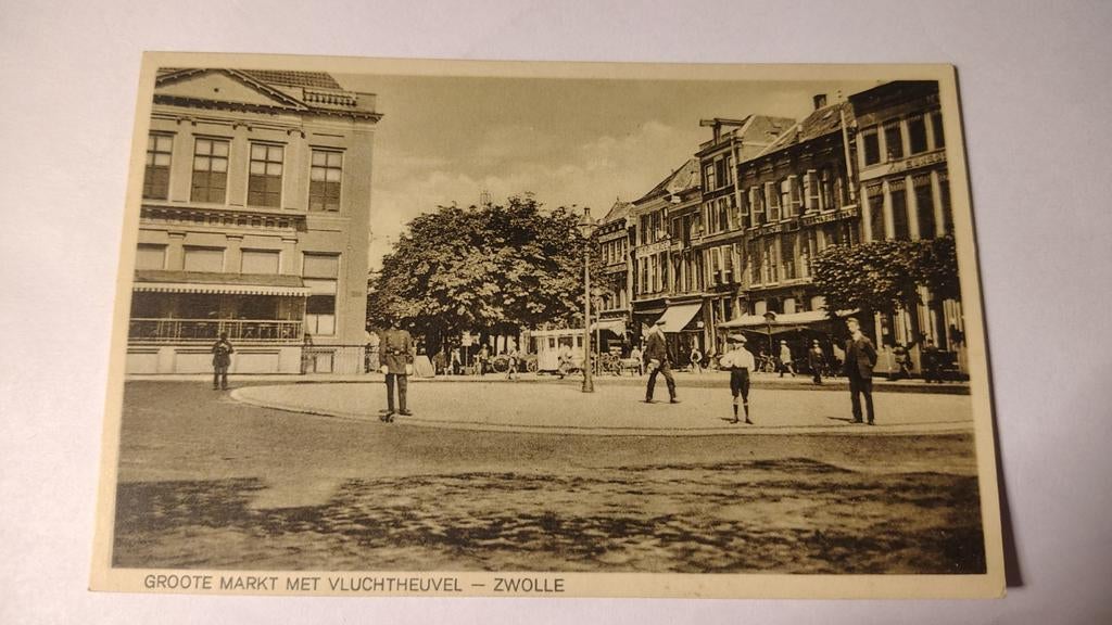 Zwolle GROOTE MARKT MET VLUCHTHEUVEL, Ophalen of Verzenden