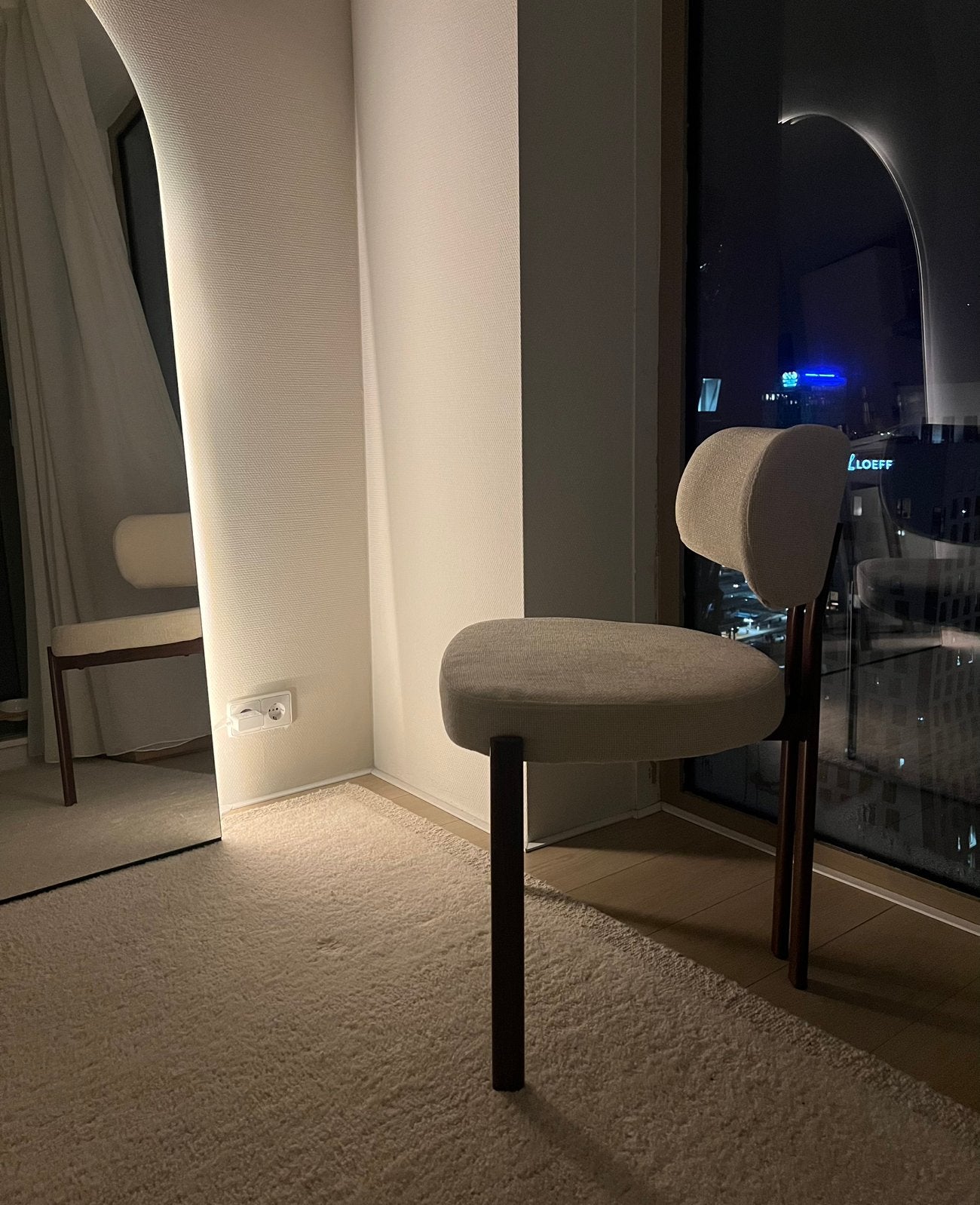 Japandi wabi sabi eetkamerstoelen, NIEUW, Bruin, 75 m² of meer, Ophalen of Verzenden, Zo goed als nieuw
