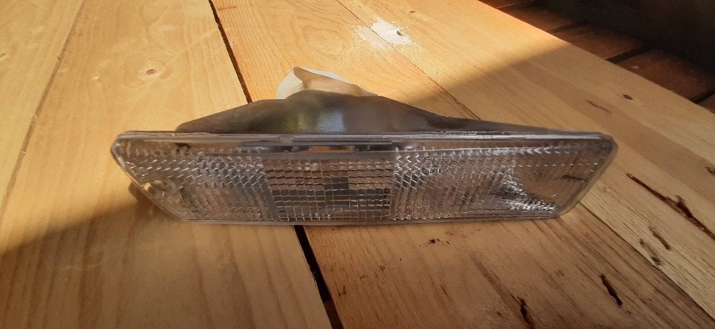 Knipperlicht linksv VW Golf Jetta 1990-92 wit nieuw in doos, Ophalen of Verzenden, Nieuw, Volkswagen