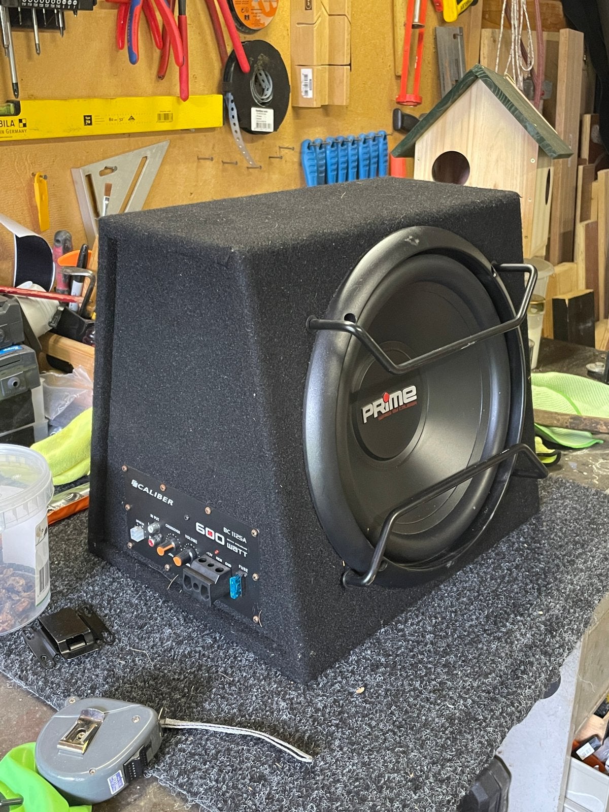 Caliber 600w subwoofer BC 112SA, Auto diversen, Ophalen of Verzenden, Zo goed als nieuw