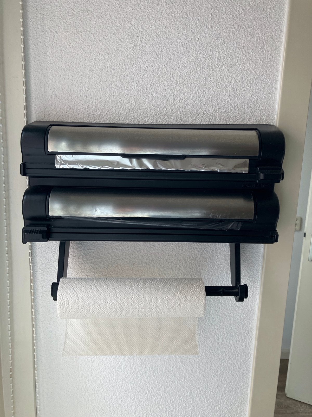Foliedispenser met keukenrolhouder - Zwart/Zilver, Kunststof, Ophalen of Verzenden, Zwart, Overige typen
