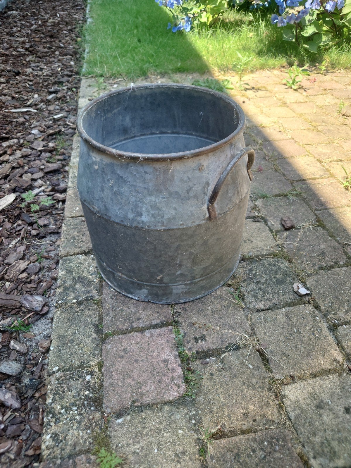 Zinken pot met hengsels (26B x 25H), Overige materialen, Gebruikt, Rond, Ophalen of Verzenden