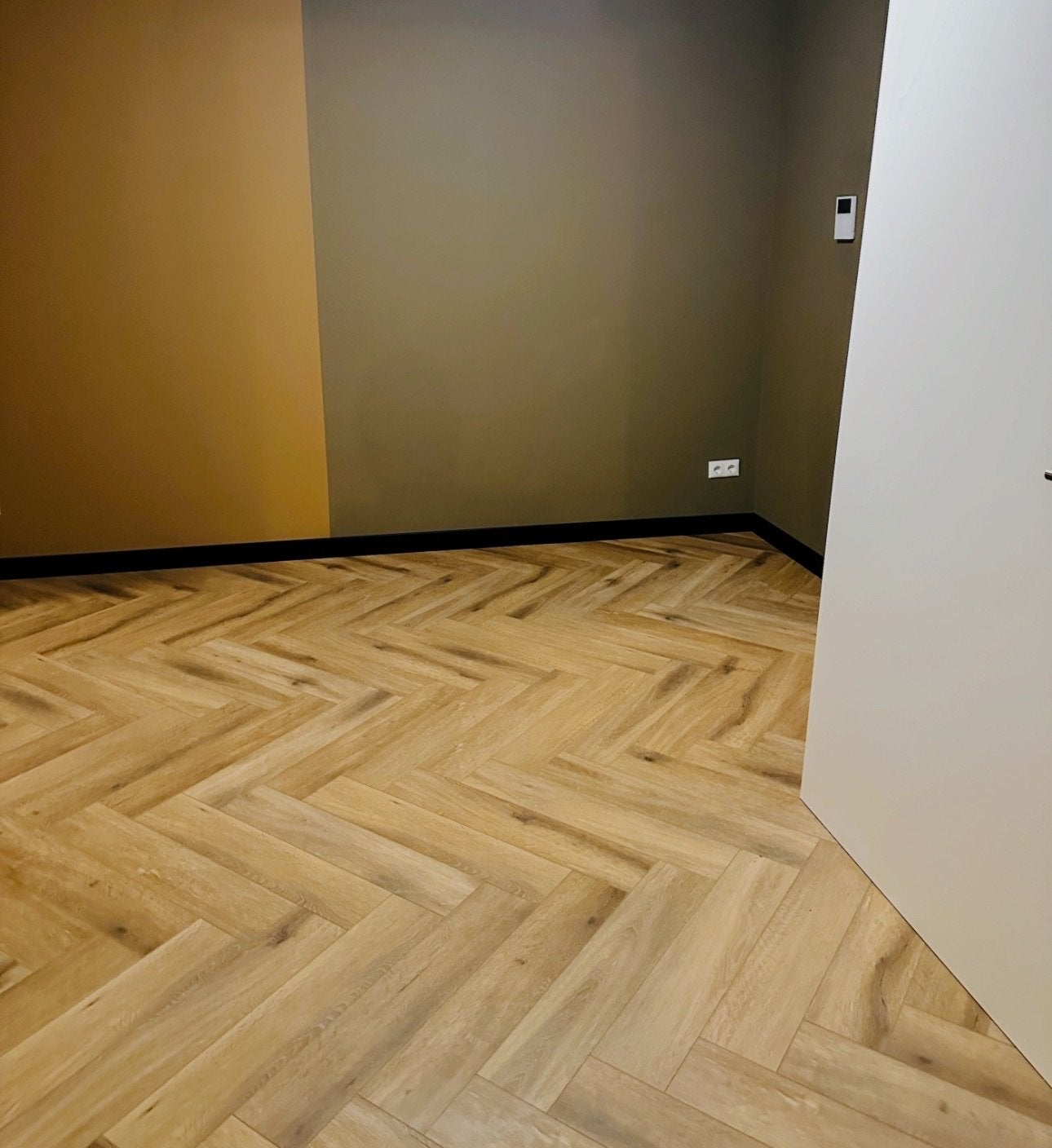Prachtig PVC laminaat in visgraatmotief - Zo goed als nieuw, Ophalen, Kunststof, Gebruikt, Minder dan 50 cm