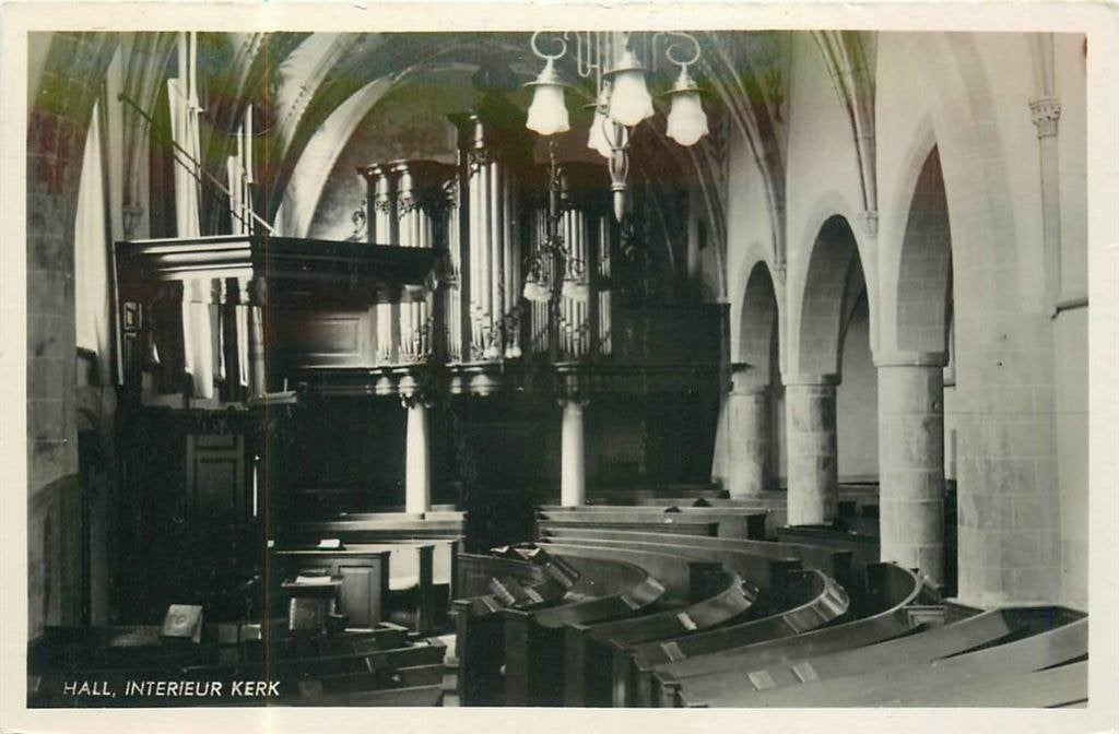 388-440-003 Hall  Interieur Kerk, Verzenden, Voor 1920, Gelderland
