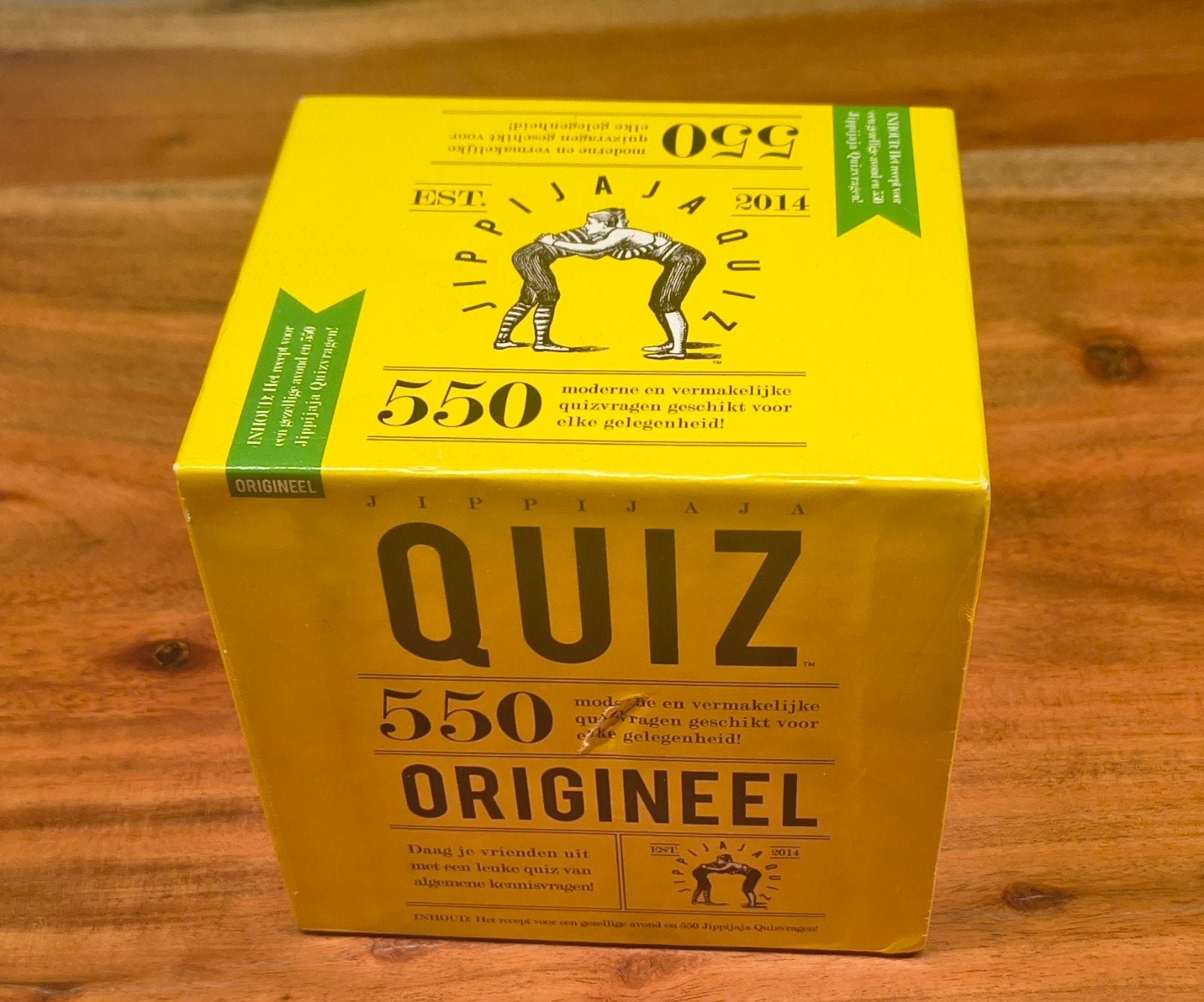 Jippija Quiz 550 Origineel - Modern en Vermakelijk, Drie of vier spelers, Ophalen of Verzenden, Zo goed als nieuw, Jippija