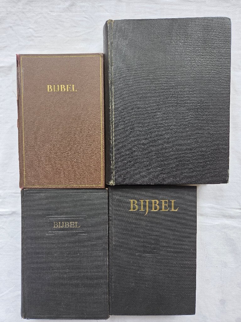 Godsdienst Statenbijbels (4x): 1920, 1930, 1950, 1960, Ophalen of Verzenden, Gelezen, Christendom | Protestants