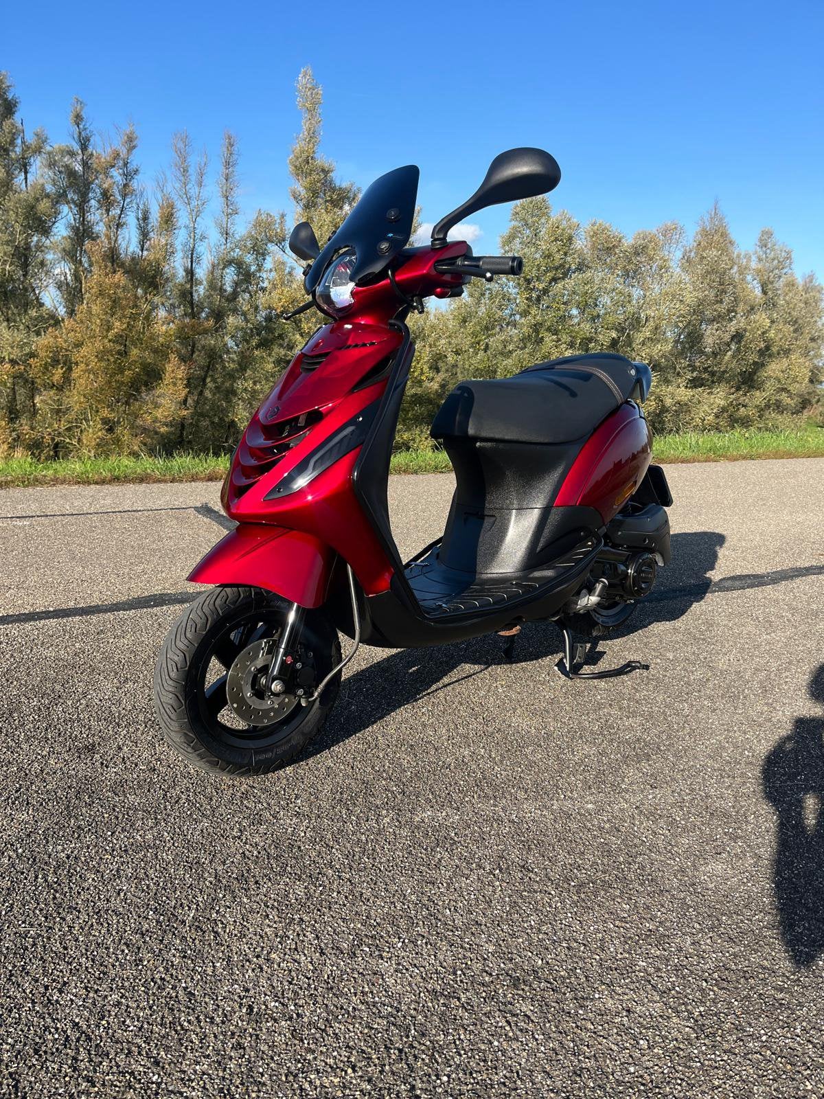 Piaggio zip | brom | candy red | 2021 | inruil mogelijk, Ophalen, Piaggio, Piaggio, Maximaal 45 km/u