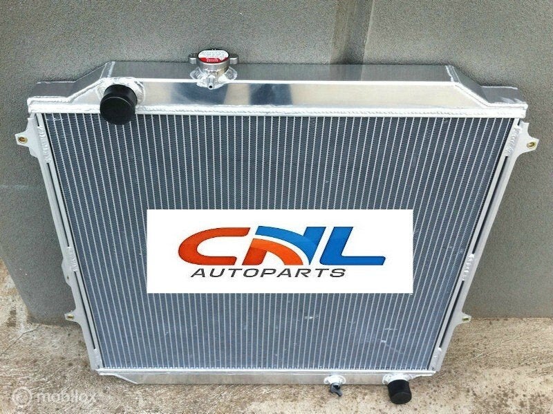 Radiateur Toyota Hilux Surf KZN185 3.0L /Prado KZJ90 & KZJ95, Nieuw, Ophalen of Verzenden