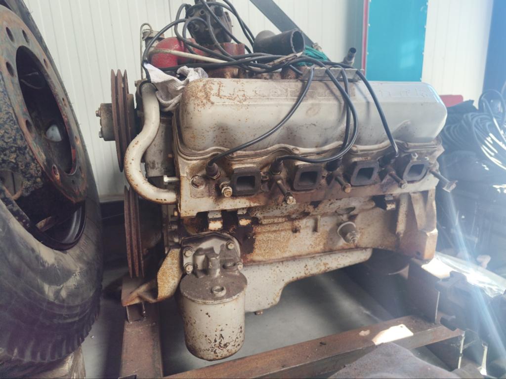 International Harvester V8 V304 motorblok / versnellingsbak, Auto-onderdelen, Ophalen, Gebruikt, Universele onderdelen