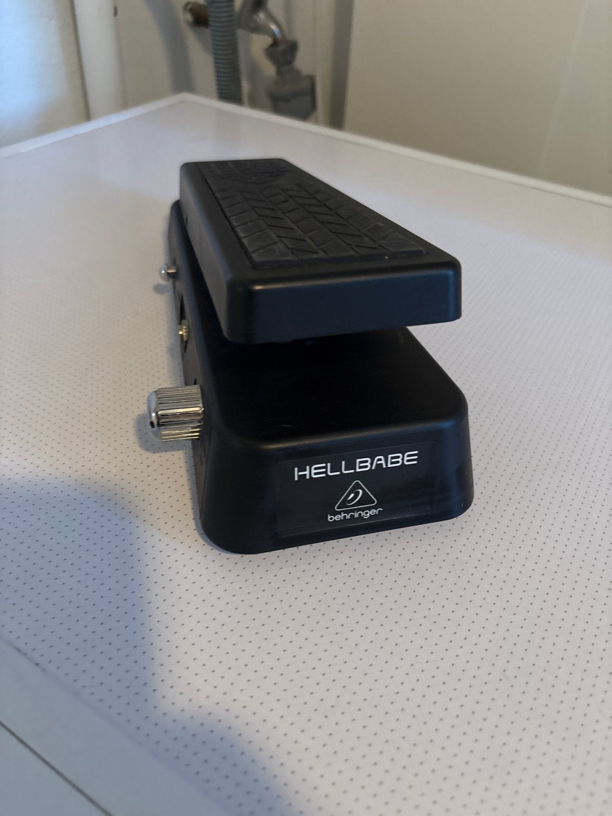 Behringer Hellbabe Wah Wah Pedaal HB01, Muziek en Instrumenten, Ophalen of Verzenden, Gebruikt, Wah Wah
