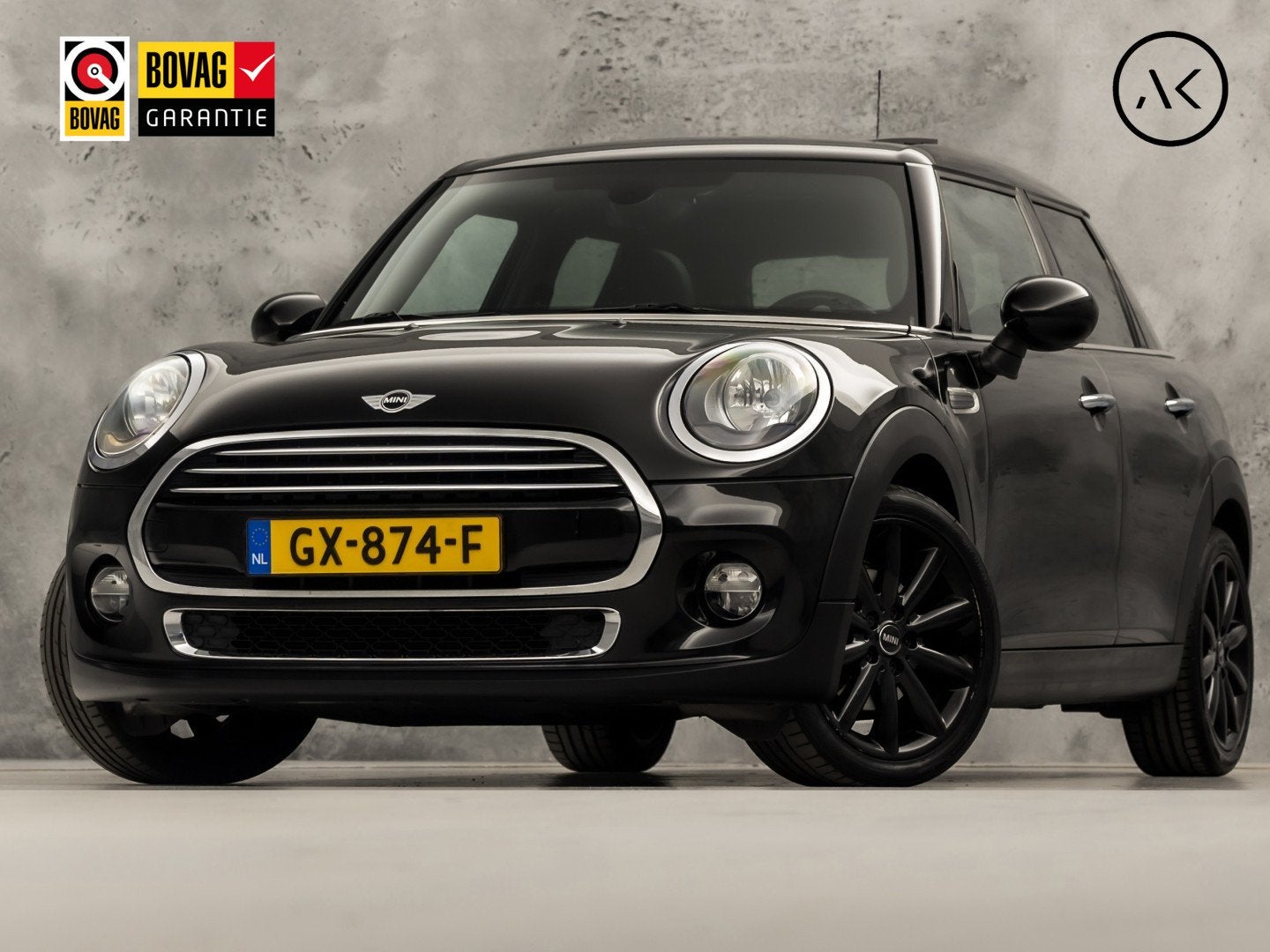 MINI 5-deurs 1.5 Cooper Chili Sport Automaat 136Pk (PANORAMA, 12 maanden, 136 pk, Gebruikt, Lichtsensor