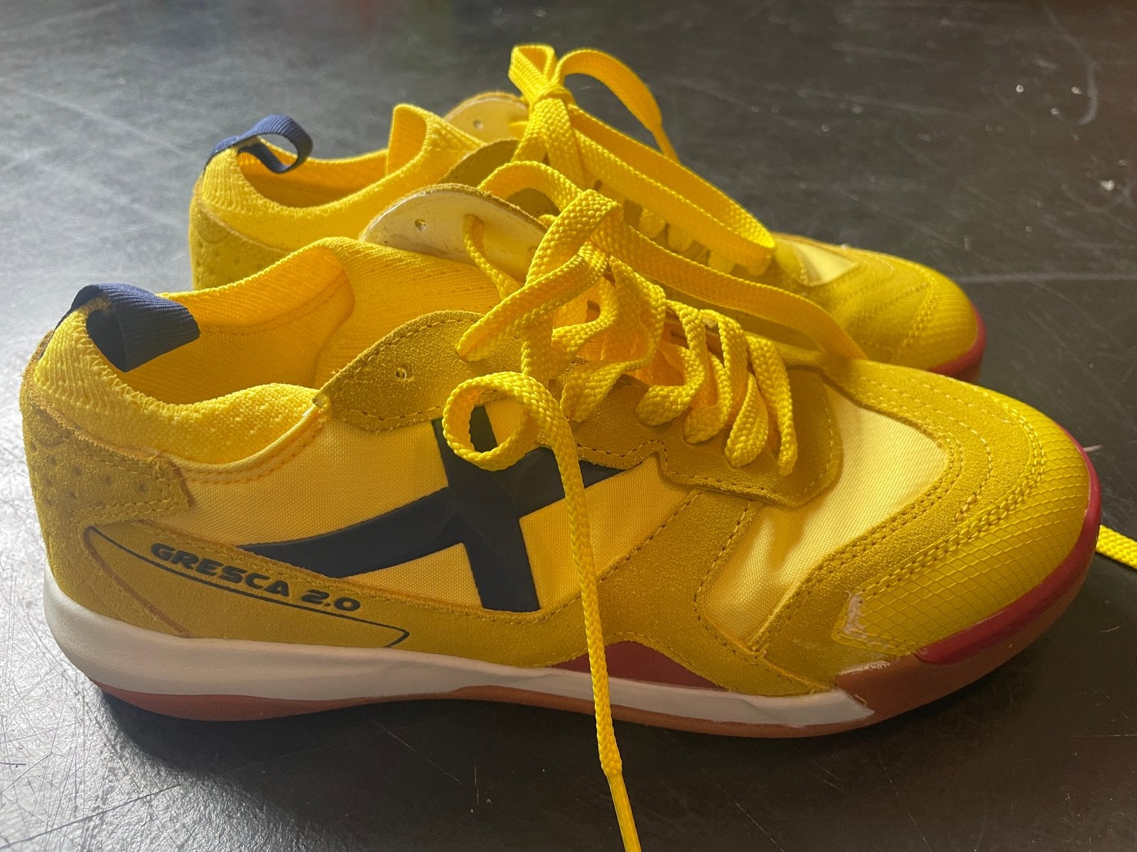 Zaavoetbalschoenen Munich Gresca 2.0, Maat XS of kleiner, Schoenen, Ophalen of Verzenden, Zo goed als nieuw