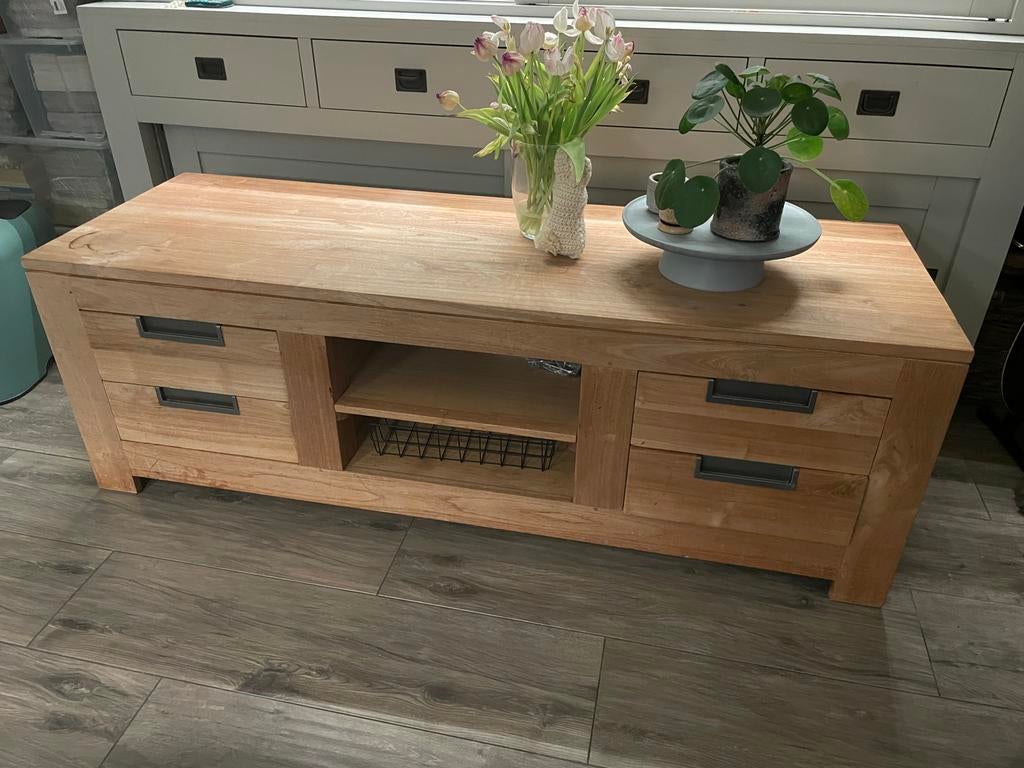 Houten TV-dressoir met opbergruimte €25, Ophalen, Gebruikt, 150 tot 200 cm, Minder dan 100 cm