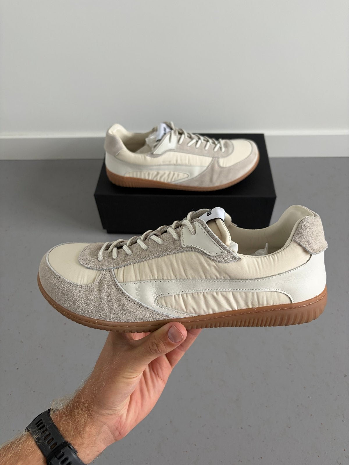 Beige schoenen van Alohas - 44, Wit, Nieuw, Ophalen of Verzenden, Sneakers of Gympen